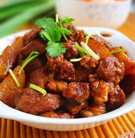 红烧羊肉萝卜 的做法_红烧羊肉萝卜 怎么做好吃【图文】_玉池桃红分享的红烧羊肉萝卜 的家常做法 - 豆果网