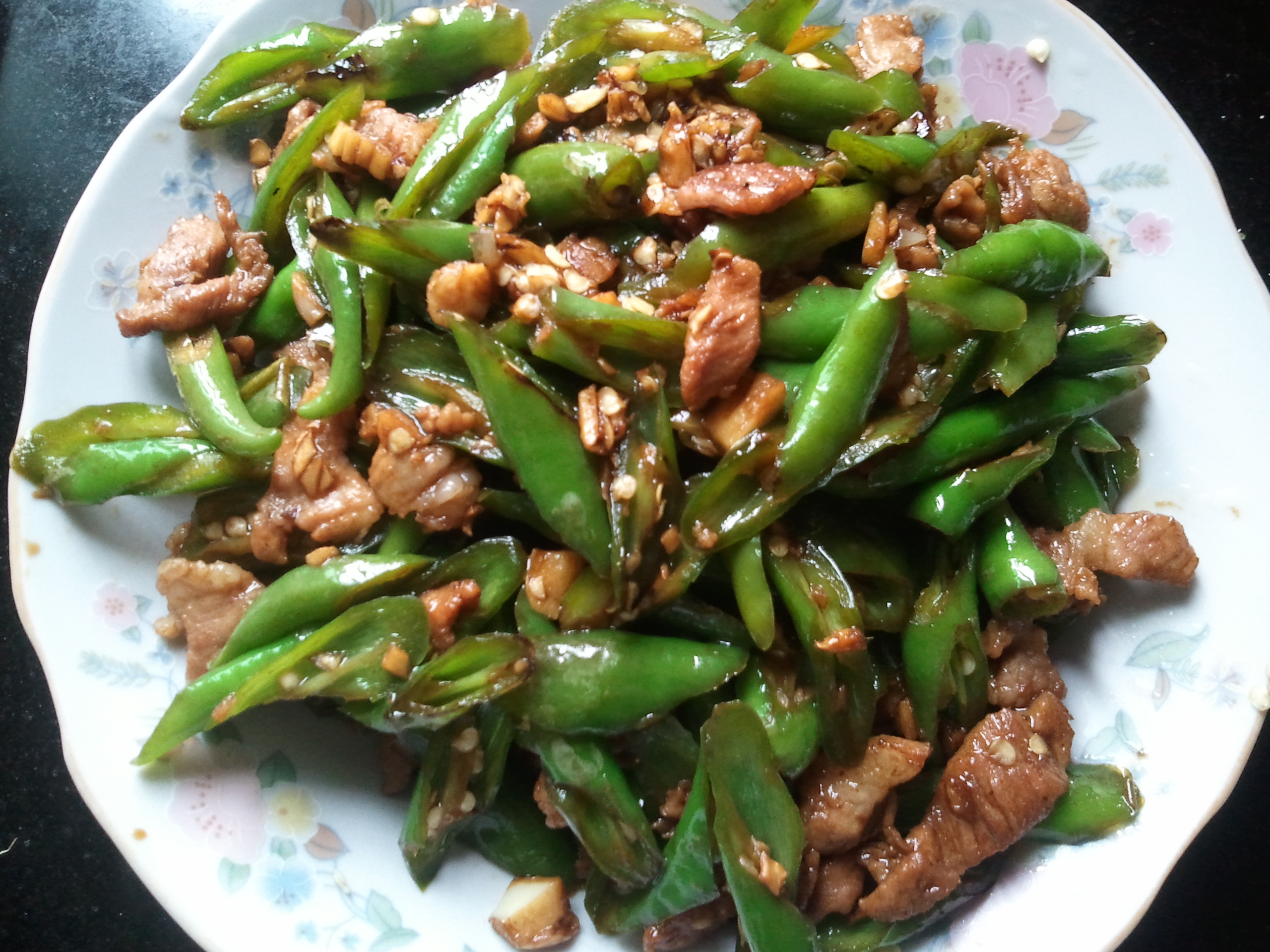 家常辣椒炒肉的制作步骤高清图片