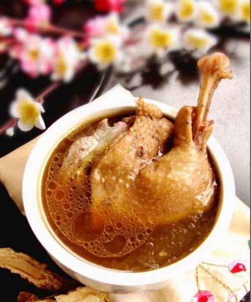 养肝四物番鸭汤的做法_养肝四物番鸭汤怎么做