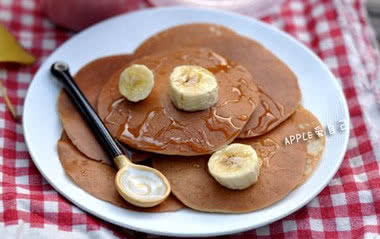 早晨的新滋味--香蕉牛奶小煎饼的做法_早晨的