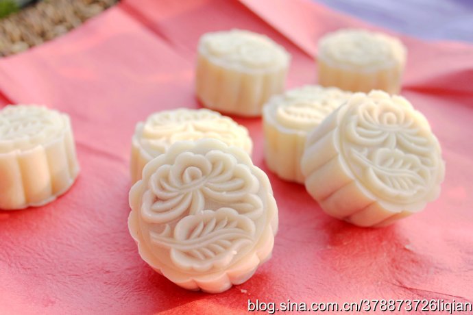 冰皮月饼的做法_冰皮月饼怎么做好吃
