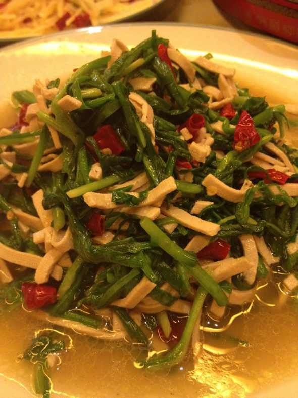 江苏滨海港大酒店菜谱_江苏滨海港大酒店的人