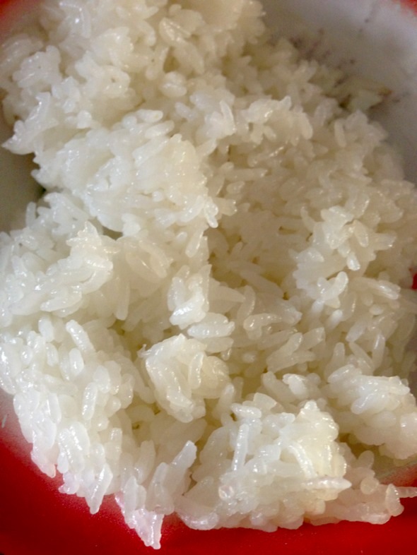 超香的大米饭