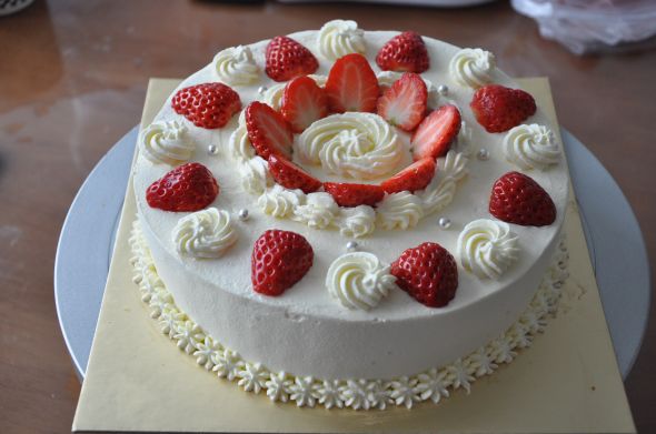 简单的草莓蛋糕怎么做
