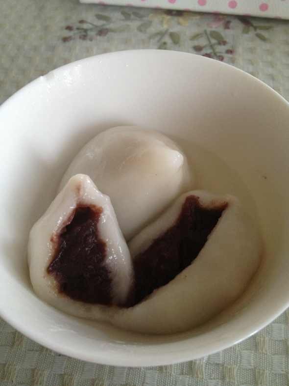 早餐.豆沙团子