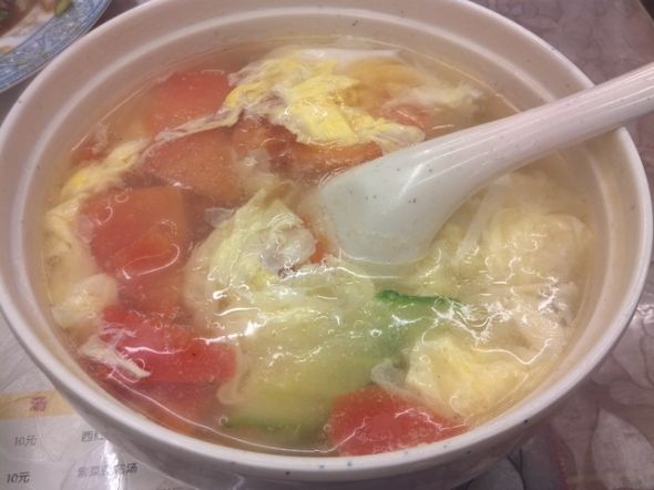 尖椒炒肉丝,炝炒圆白菜,西红柿鸡蛋汤,米饭_凉