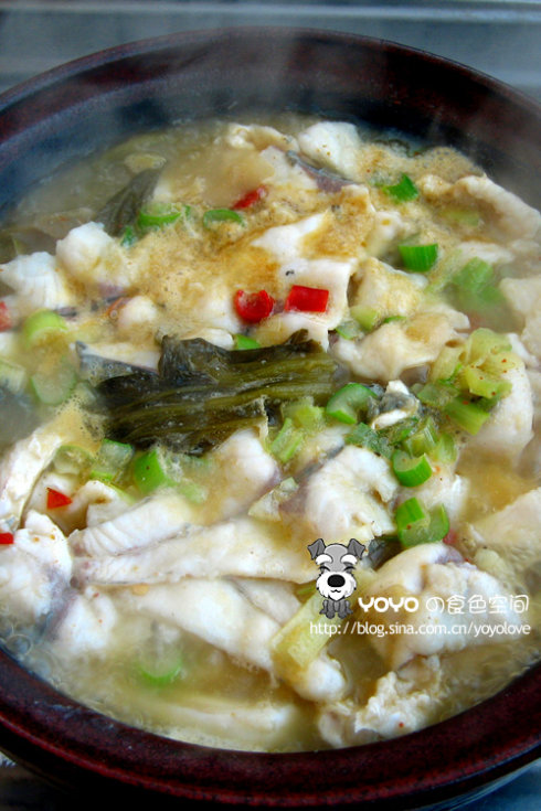 酸菜魚怎麼做_酸菜魚的做法視頻_yoyo食色空間_豆果美食